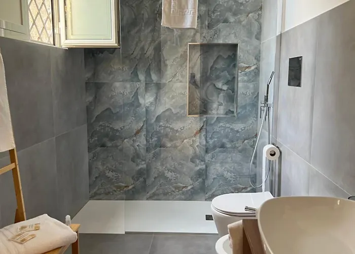 Ninetta A Toledo * Νάπολη